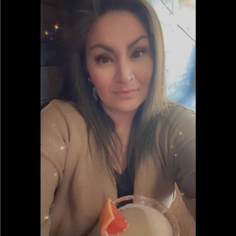 Meet your Posher, Tonia